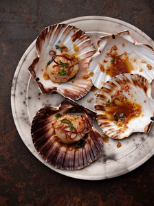 Food styling: 147 Chilli Scallop